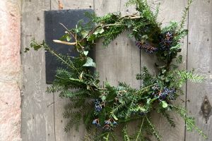 Simple wreaths